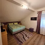 Schicker גמונדן